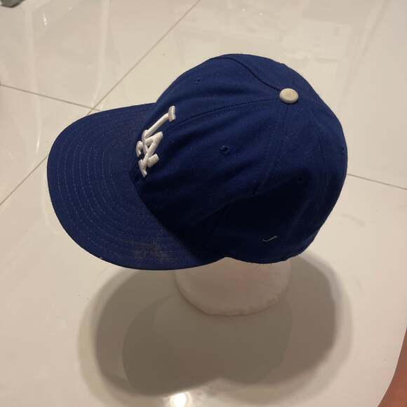 Vintage LA Dodgers Cap - Blue with White LA Embroidery - Picture 4 of 5